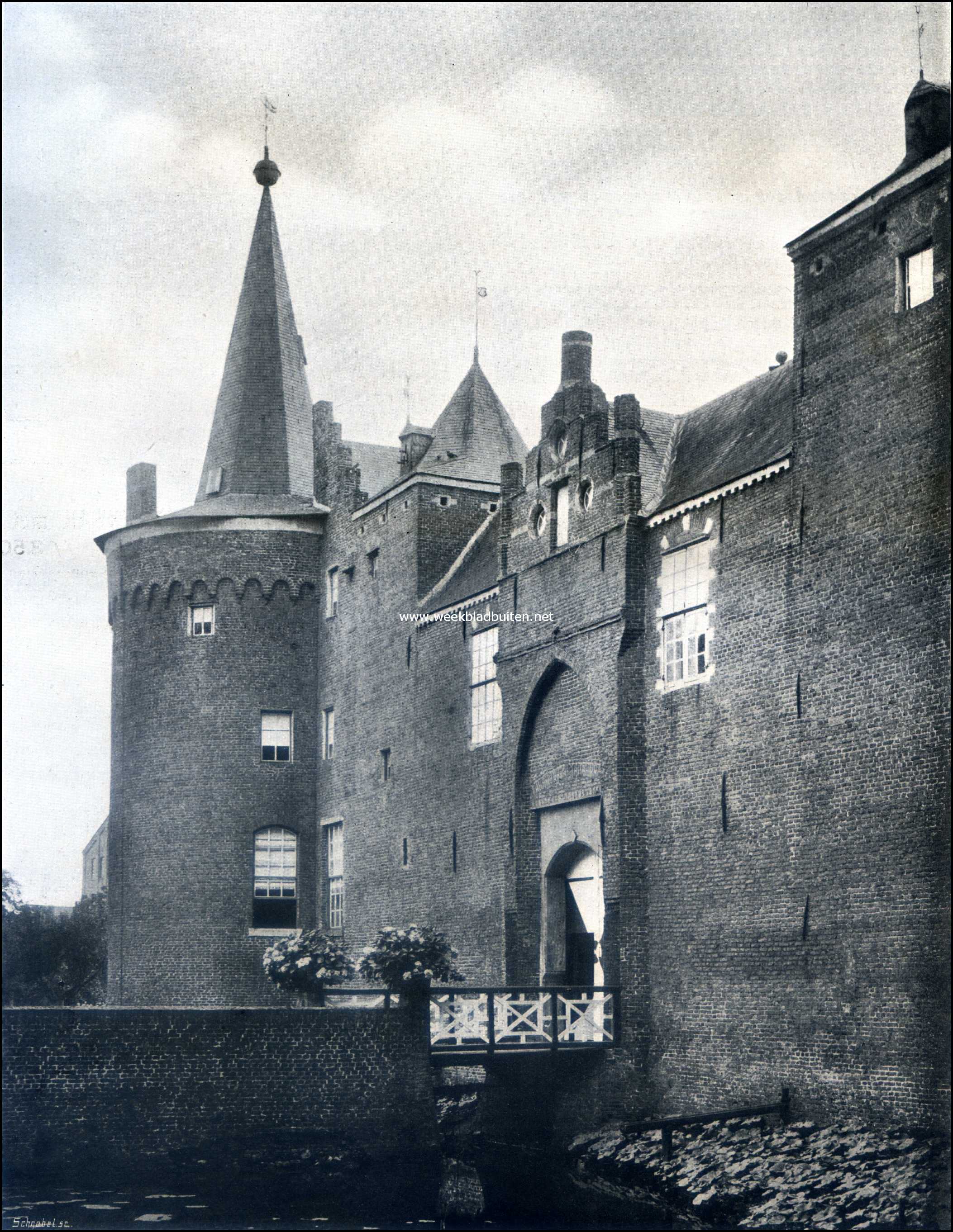 Het Kasteel Helmond. De ingang