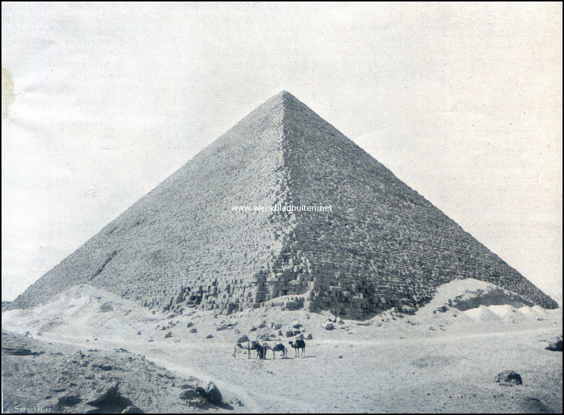 Een der pyramiden rond Caro