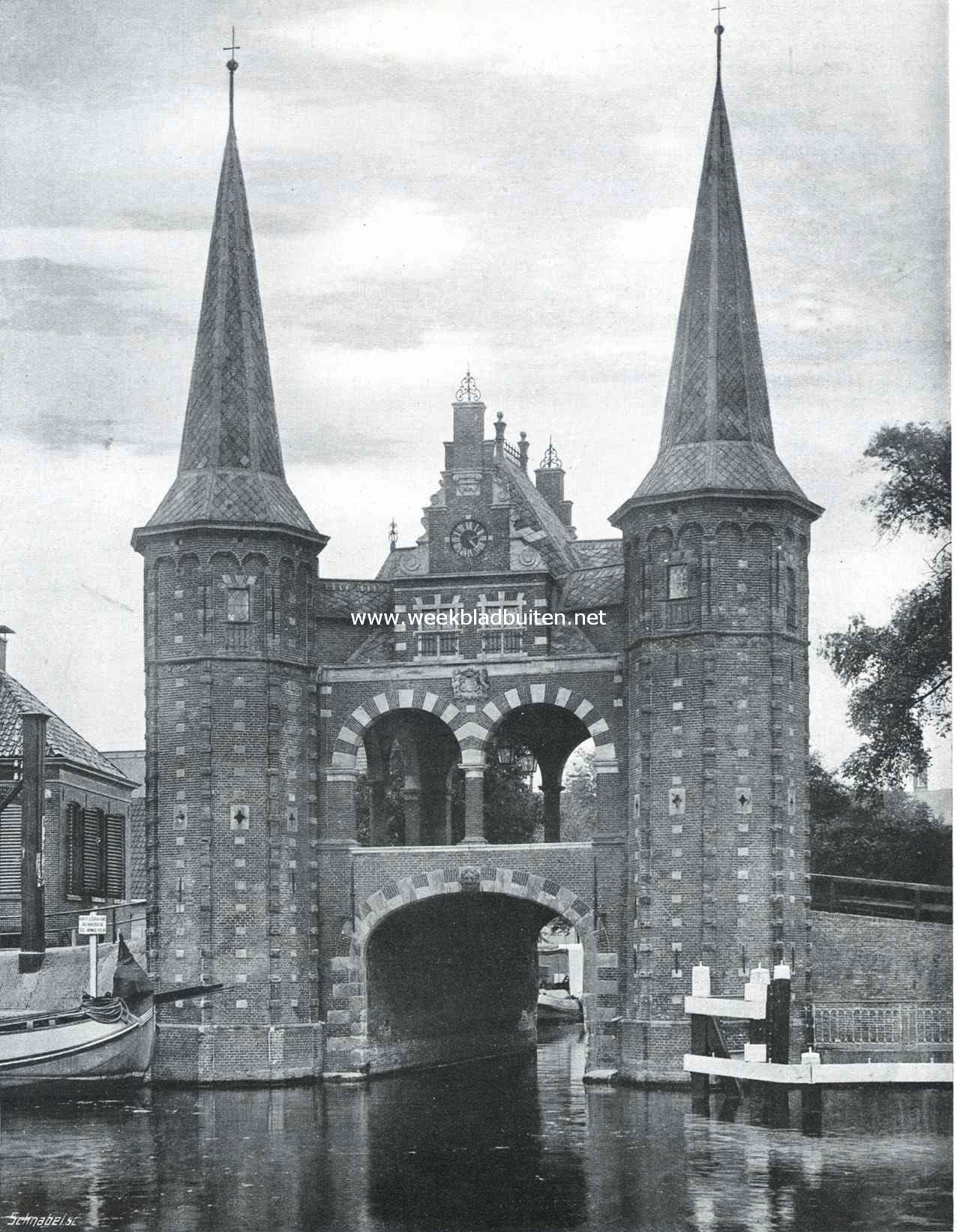 De Waterpoort te Sneek, een der fraaiste monumenten, die door toedoen van Victor de Stuers behouden zijn