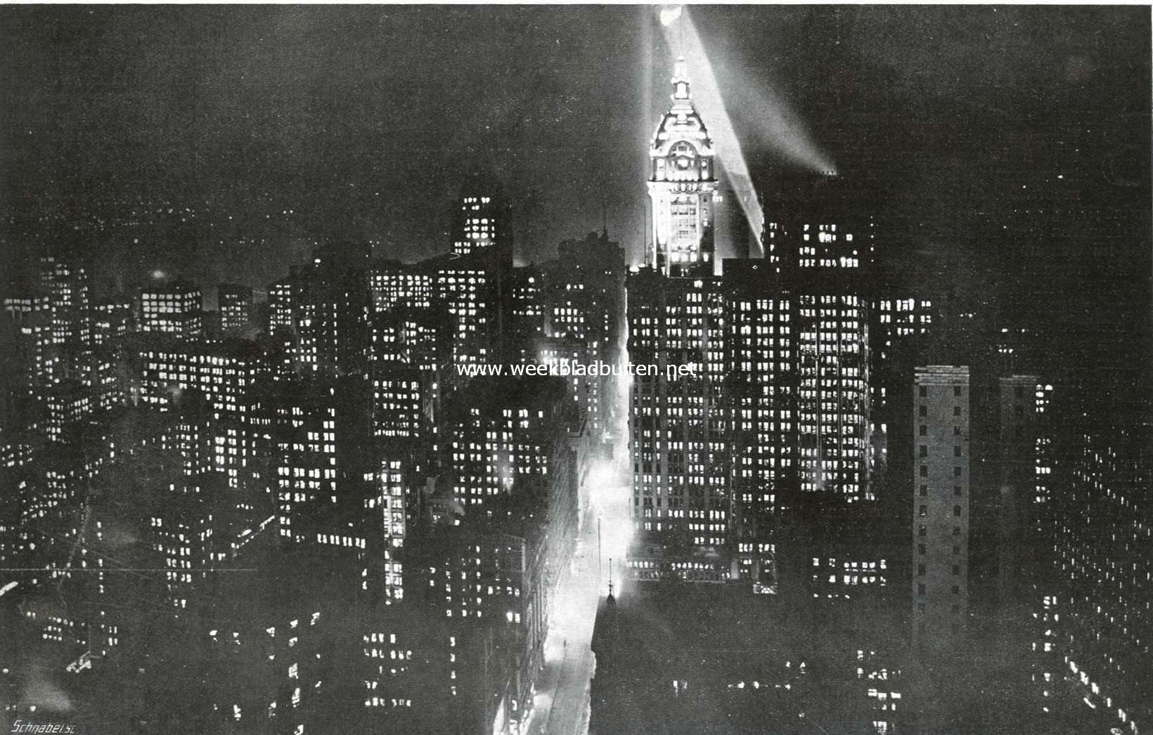 New York bij avond. Foto genomen uit de 38e verdieping van een wolkenkrabber