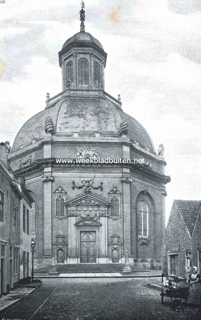 De Oostkerk te Middelburg. Voorzijde met ingang