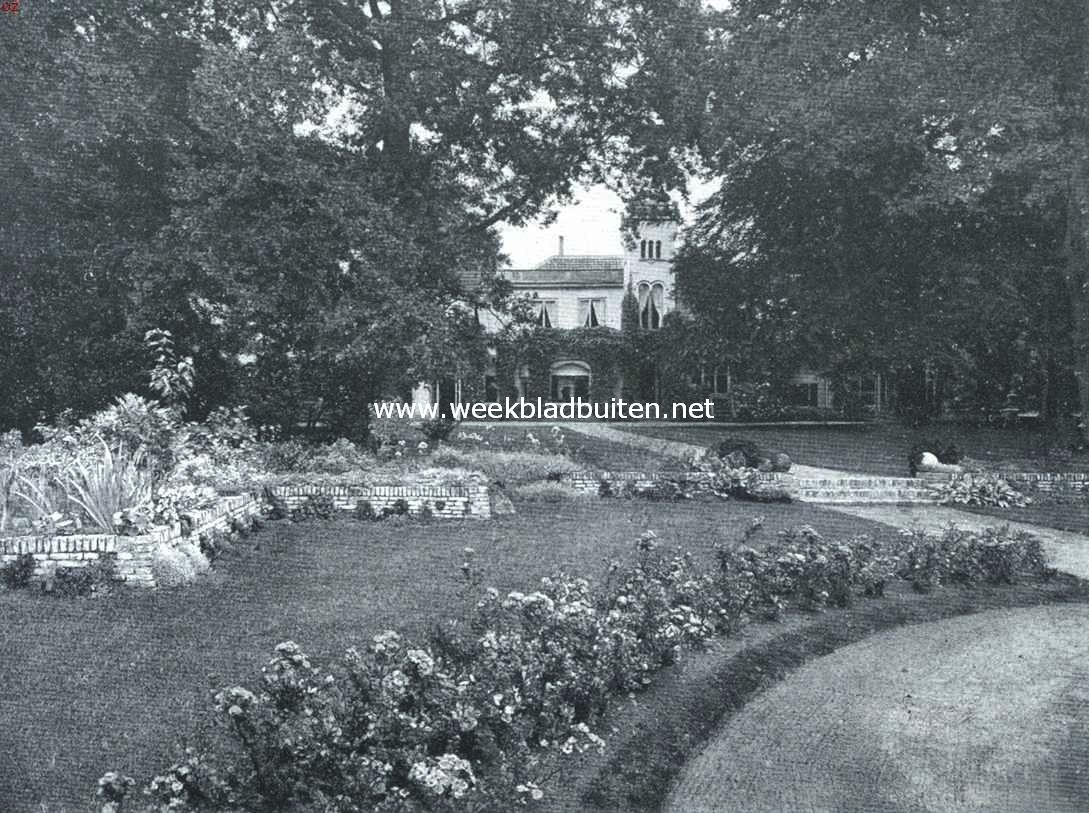 Het landgoed Beukenburg. Terras bij het huis