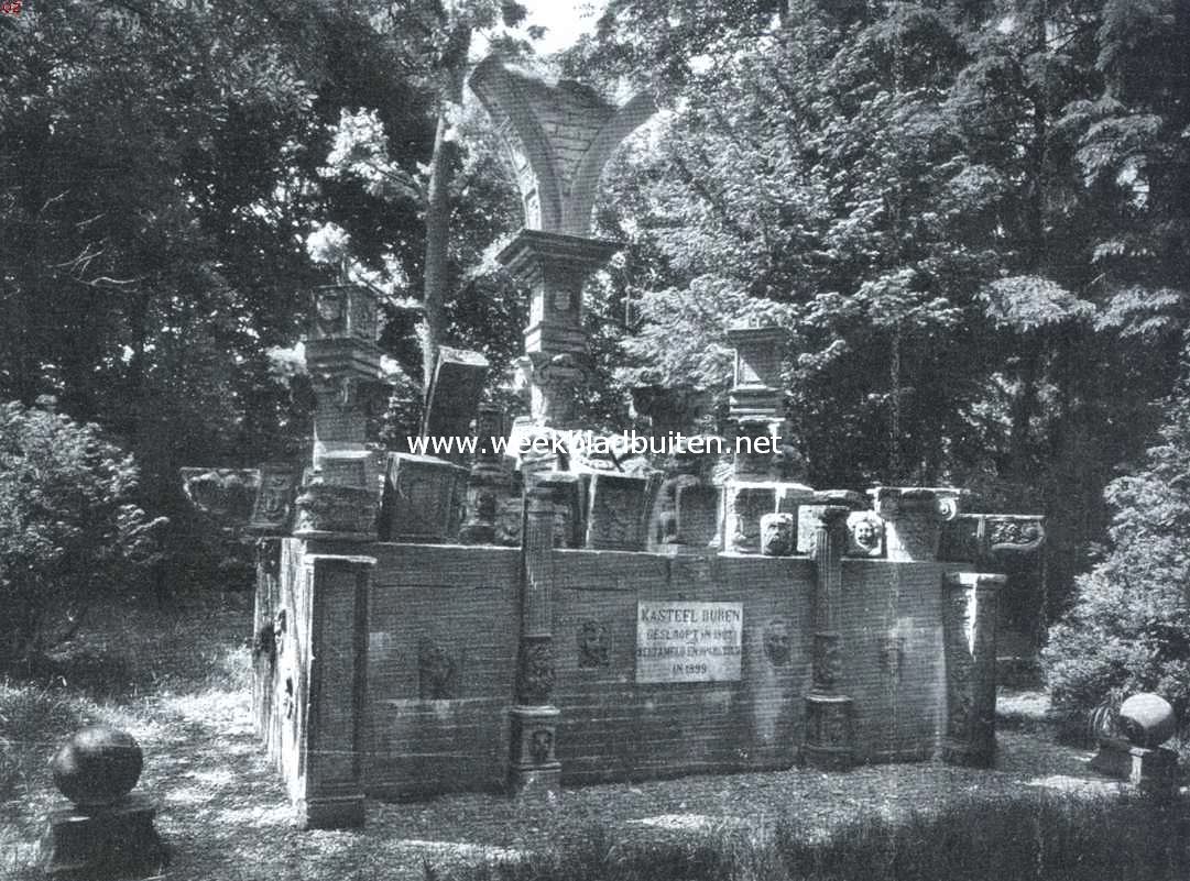 Buren. De overblijfselen van het trotsche kasteel, opgesteld bij de voormalige voorpoort in 1899