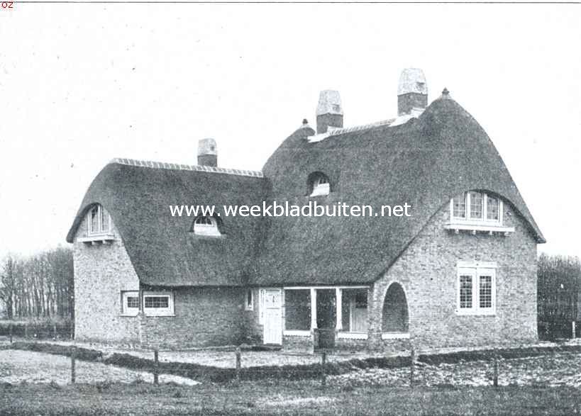Rieten daken. Landhuis te Blaricum. Aarchitect H.F. Symons Jr.