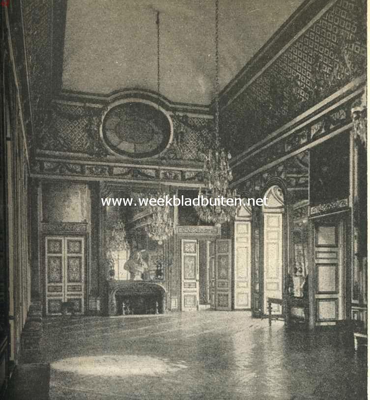 Versailles en Trianon. De Salon de L'Oeuil du Boeuf in het Slot van Versailles