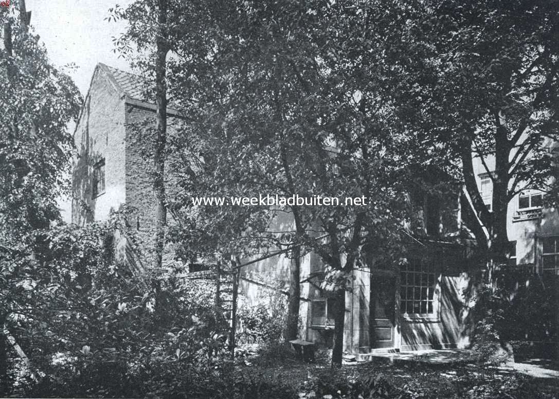Overtoomsche tuinen. Tuin en voormalig kruithuisje op het terrein van het oude Sollenburg, Overtoom 141