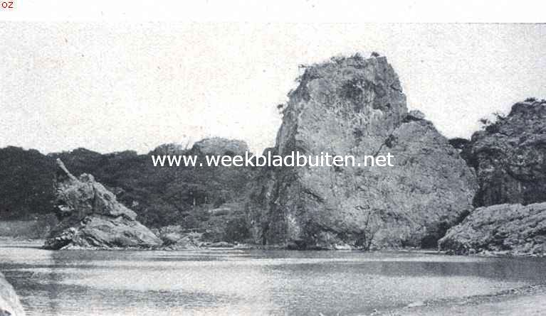 Dagelijksche dingen van Curaao. Rotspartij aan de Caracas-baai