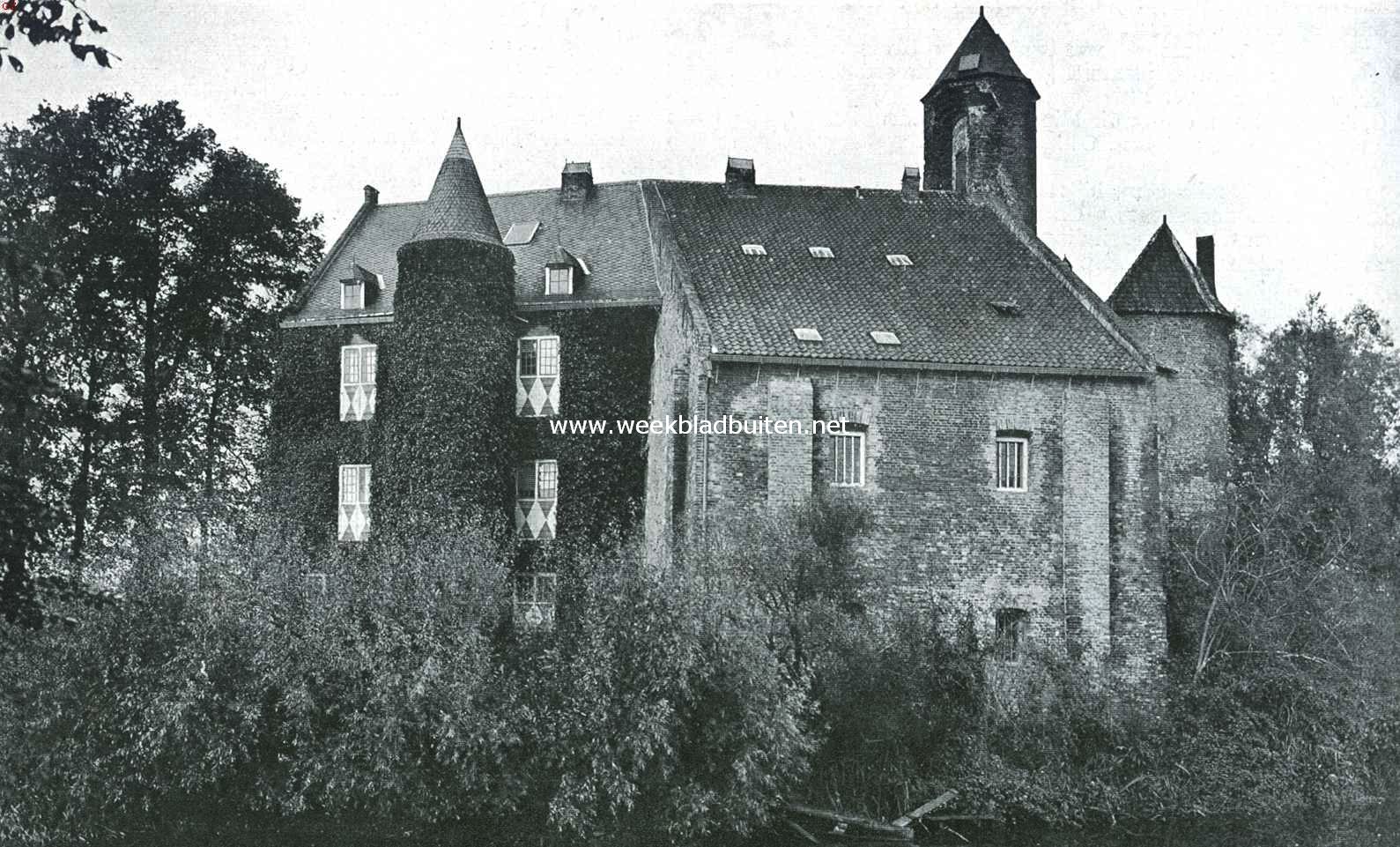 Het kasteel Waardenburg. Van het zuidoosten gezien