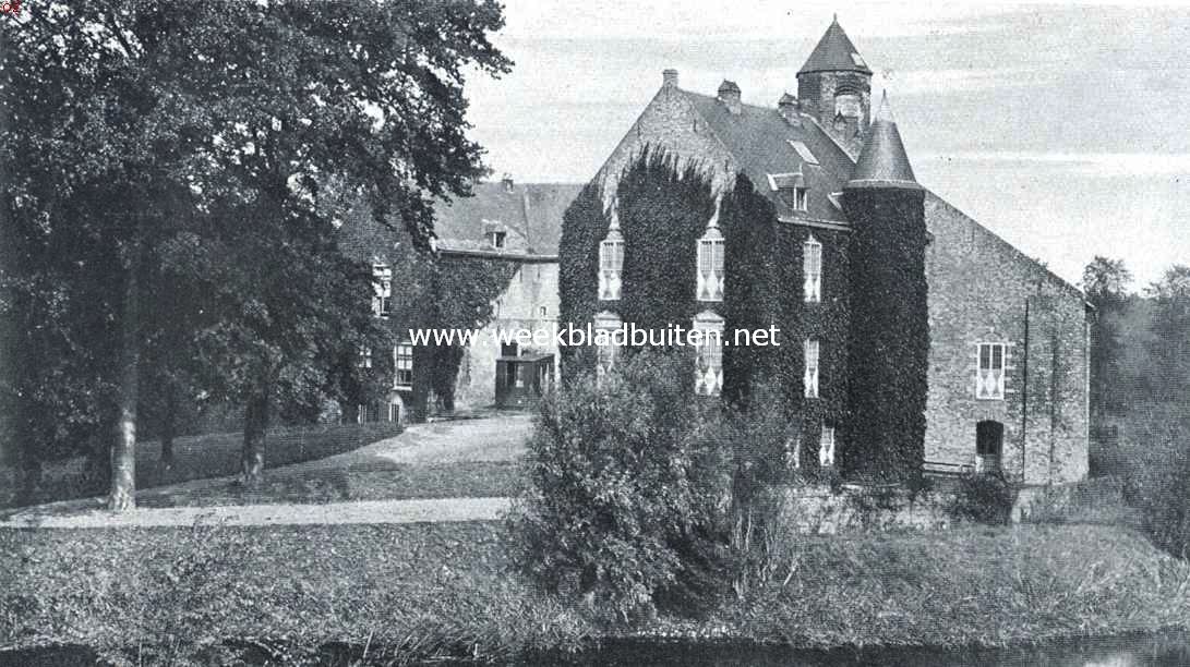 Het kasteel Waardenburg. Van den dijk af gezien