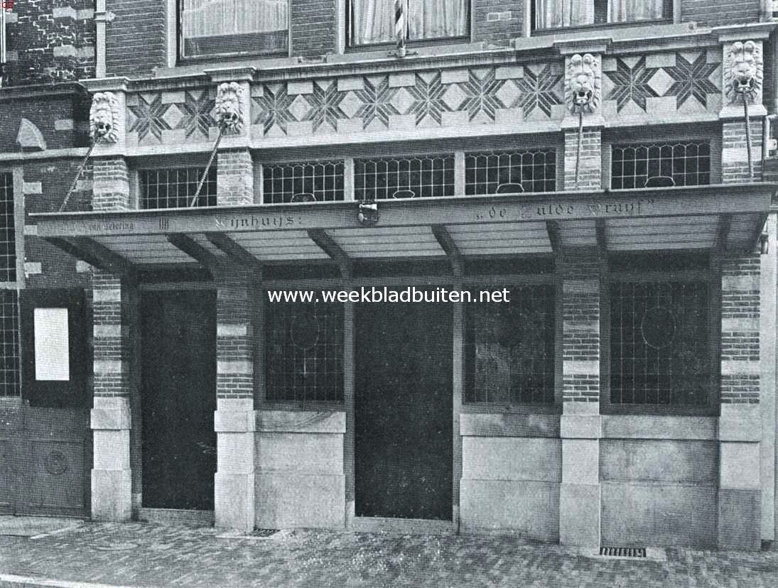 De Gulde Druijf te Haarlem. De vernieuwde pui aan de Koningstraat