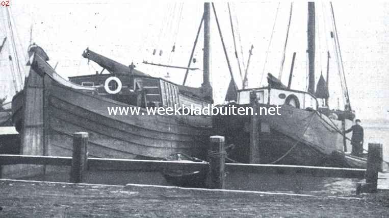 Onze houten schepen van de binnenvaart en de visscherij. Overnaadsche aak en praam