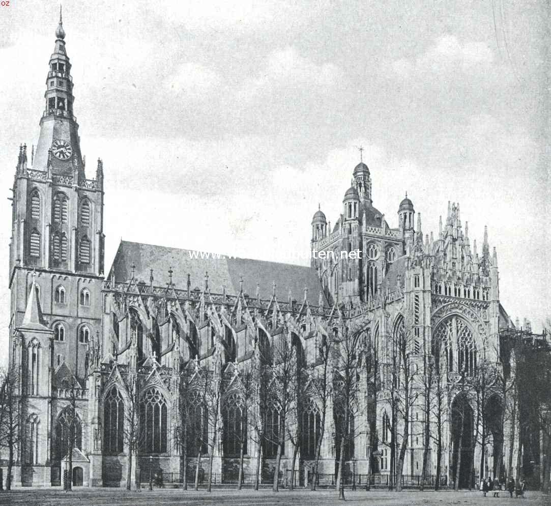 De St. Jans Kathedraal te 's Hertogenbosch. Van 't zuiden gezien