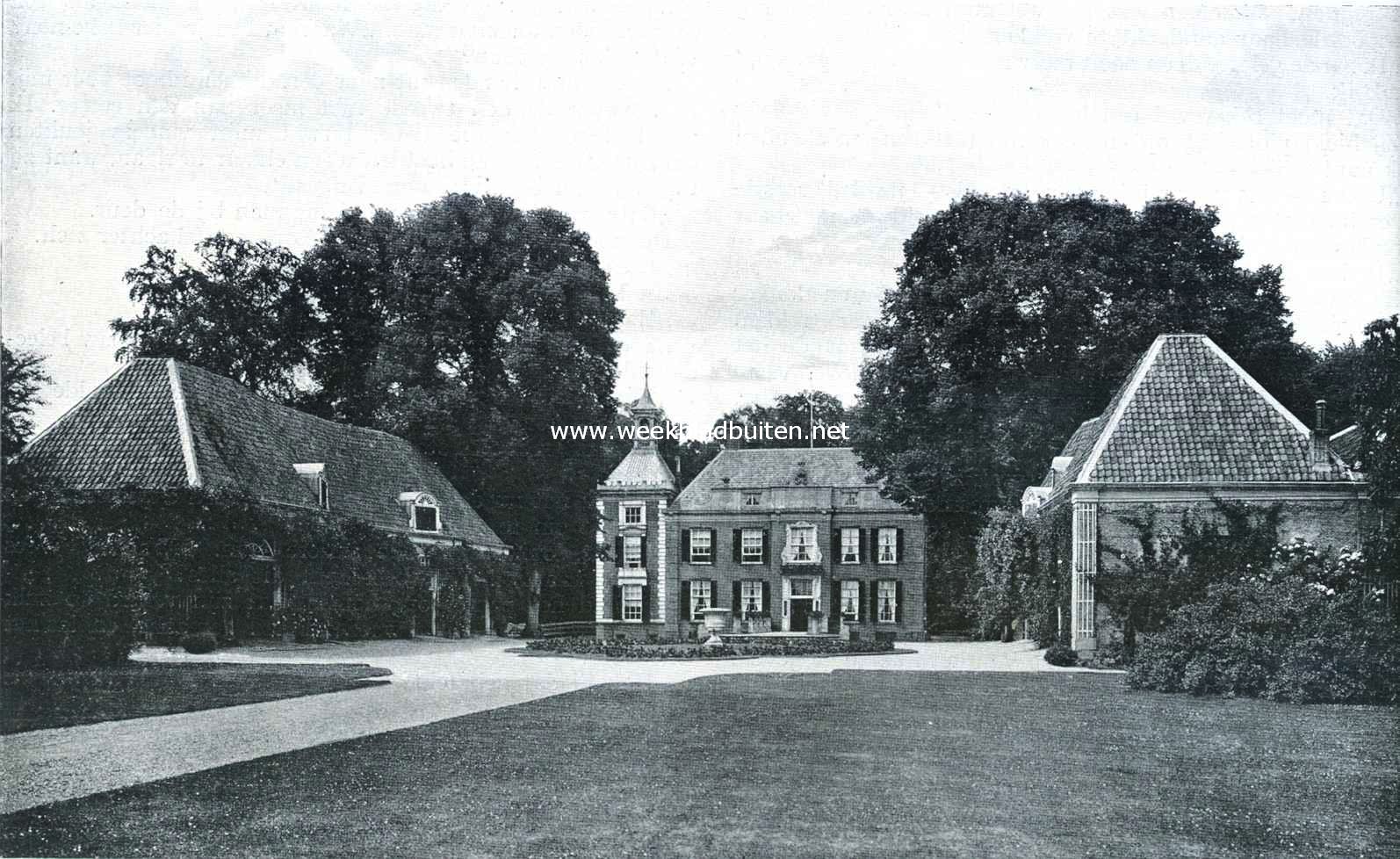 Het Huis te Windesheim, met voorhof en bijgebouwen