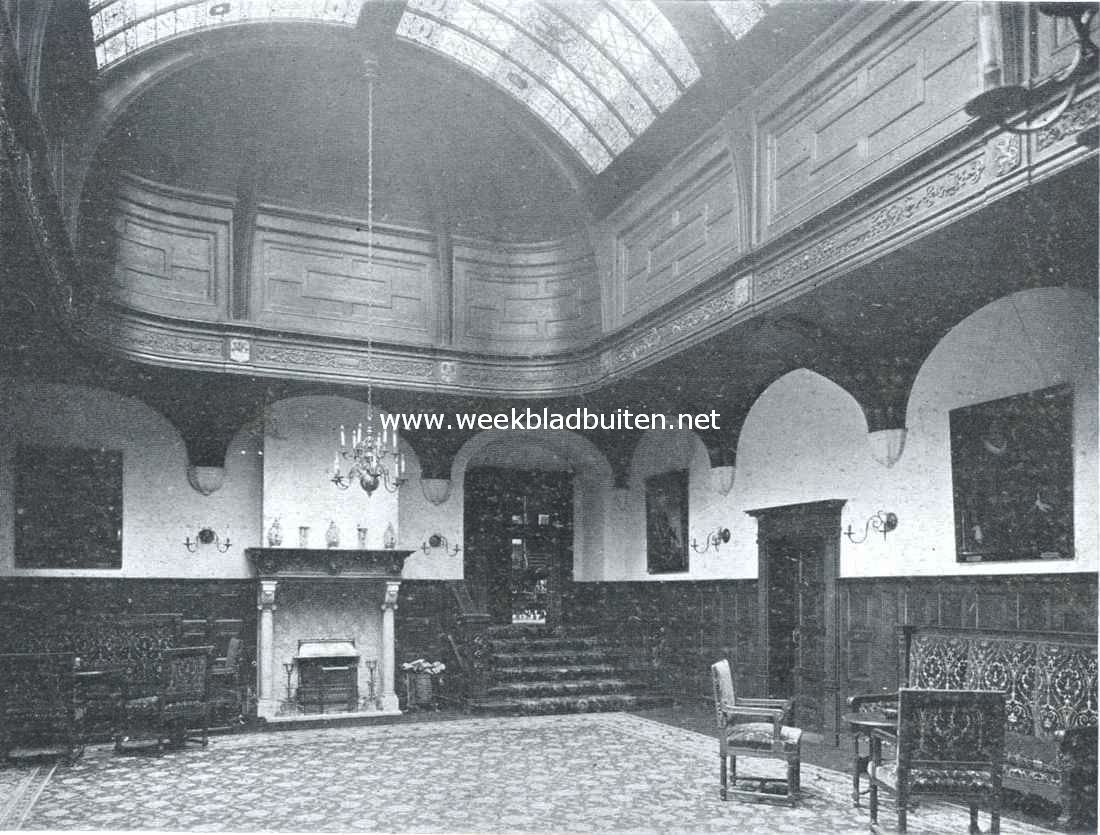 Het Binnenhof. De hal in het gebouw der Eerste Kamer, gemaakt ter plaatse van het trappenhuis