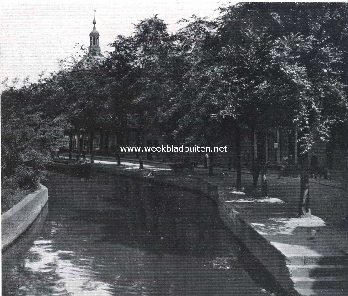 In de bocht van de Lange Mare te Leiden
