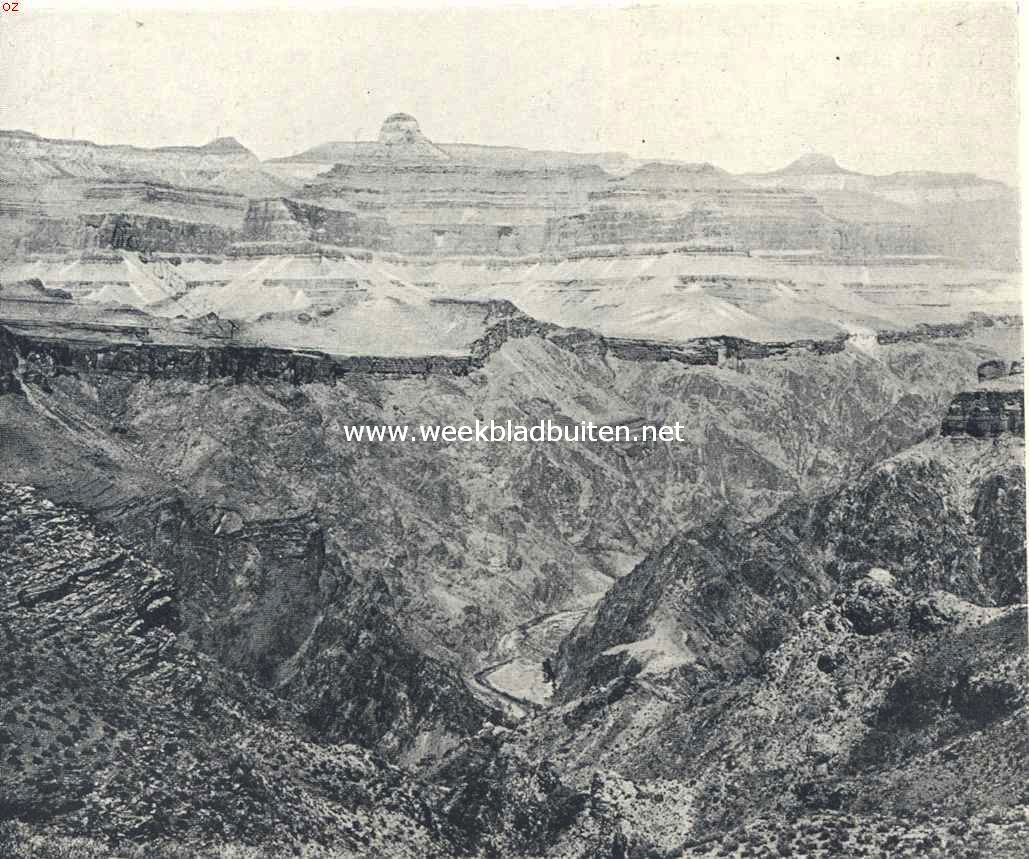 De natuurmonumenten in den staat Arizona. De Groote Kloof, zooals deze in den loop der eeuwen is ontstaan