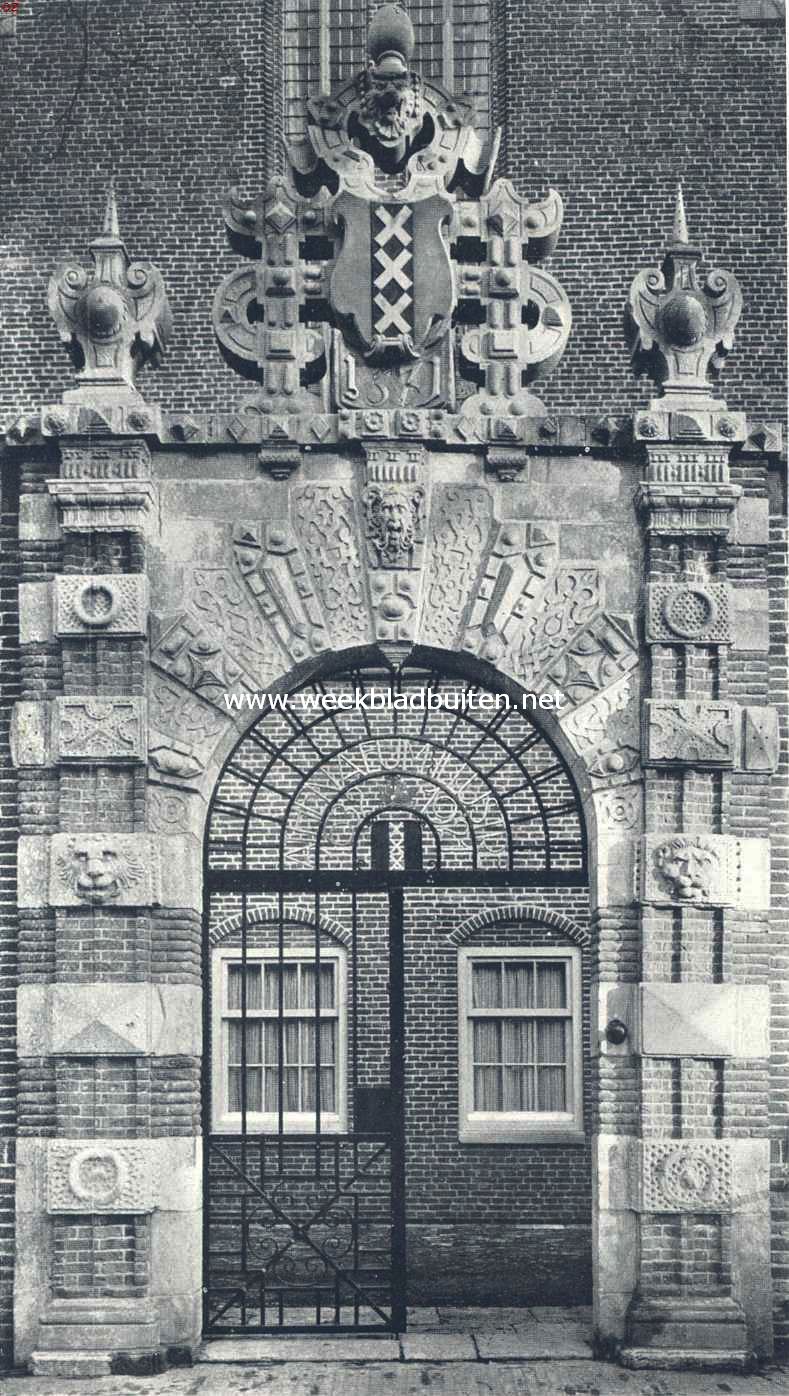 Het in 1571 gebouwde poortje van den v.m. stadstimmertuin, dat in 1631 voor de St. Agnietenkapel is geplaatst
