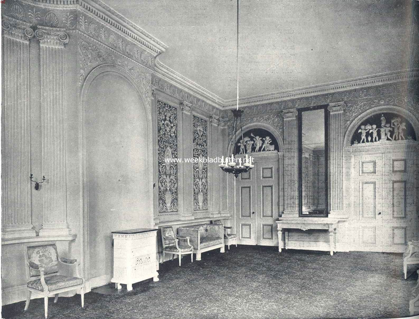 Het gebouw der Hollandsche Maatschappij van Wetenschappen te Haarlem. De blauwe zaal in het gebouw der Hollandsche Maatschappij van Wetenschappen