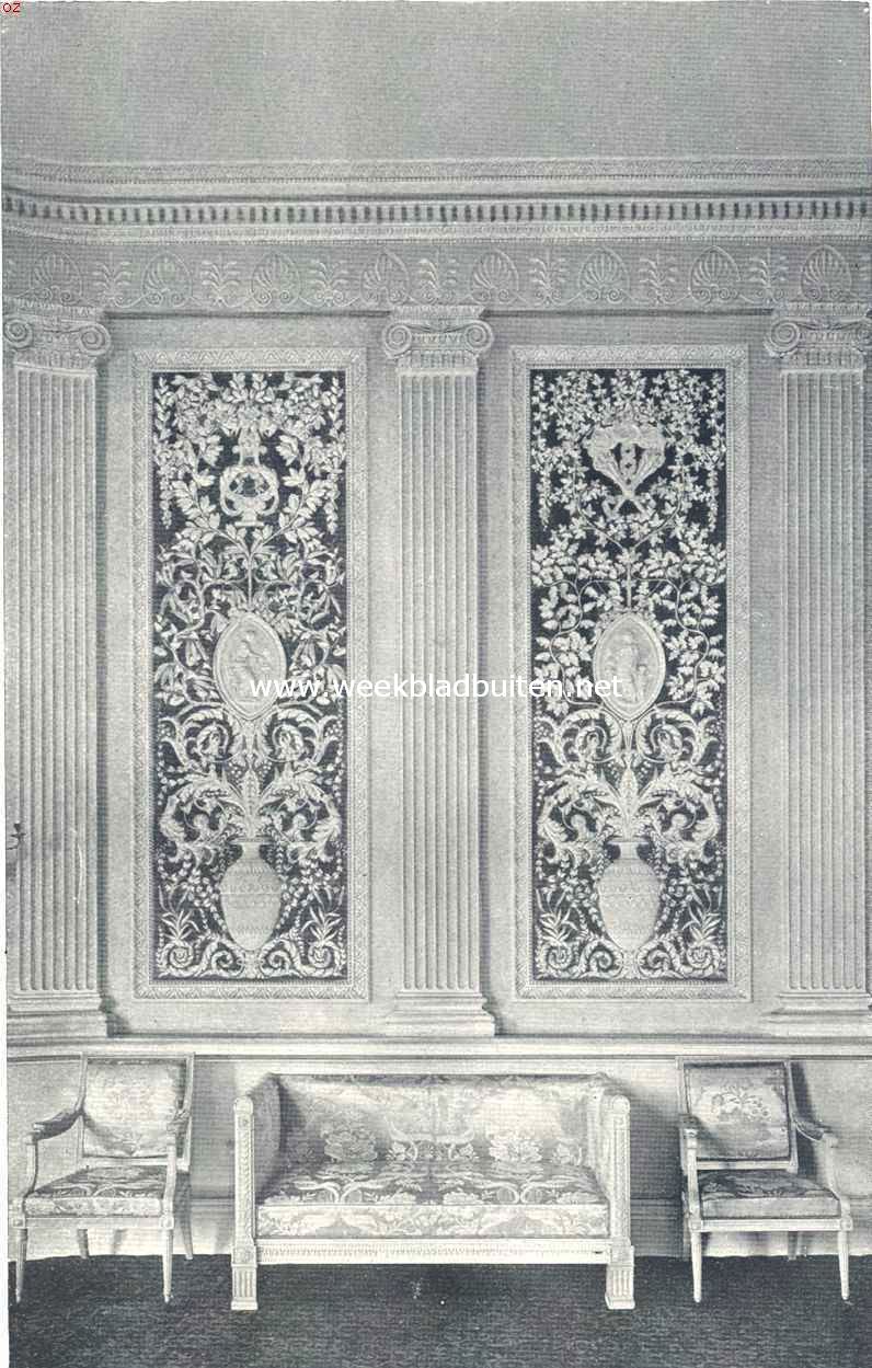 Het gebouw der Hollandsche Maatschappij van Wetenschappen te Haarlem. Een der wanden in de blauwe zaal