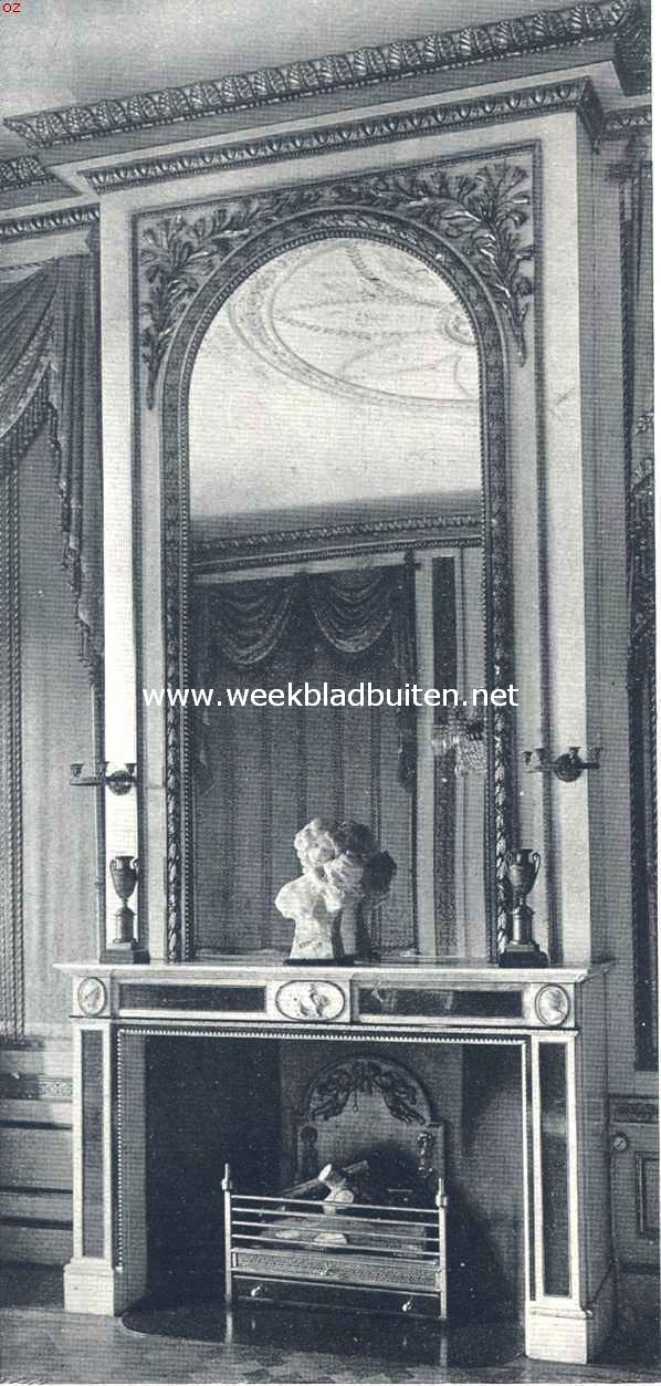 'n Haarlemsche patrici�rswoning. Schoorsteen in een der kamers