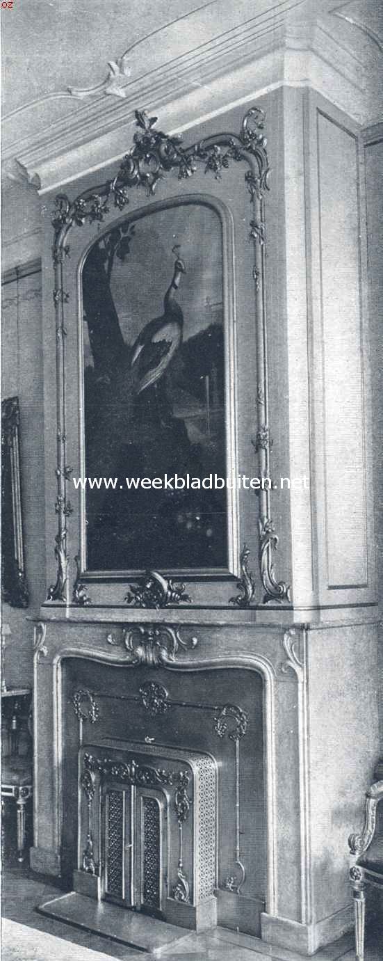 Het huis Zwaluwenburg bij Elburg. Schoorsteen in de eetzaal