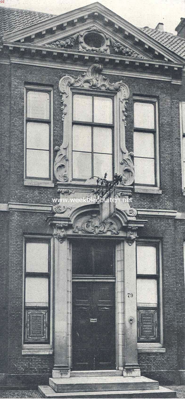 Haarlem. Middengedeelte van een gevel aan de Jansstraat