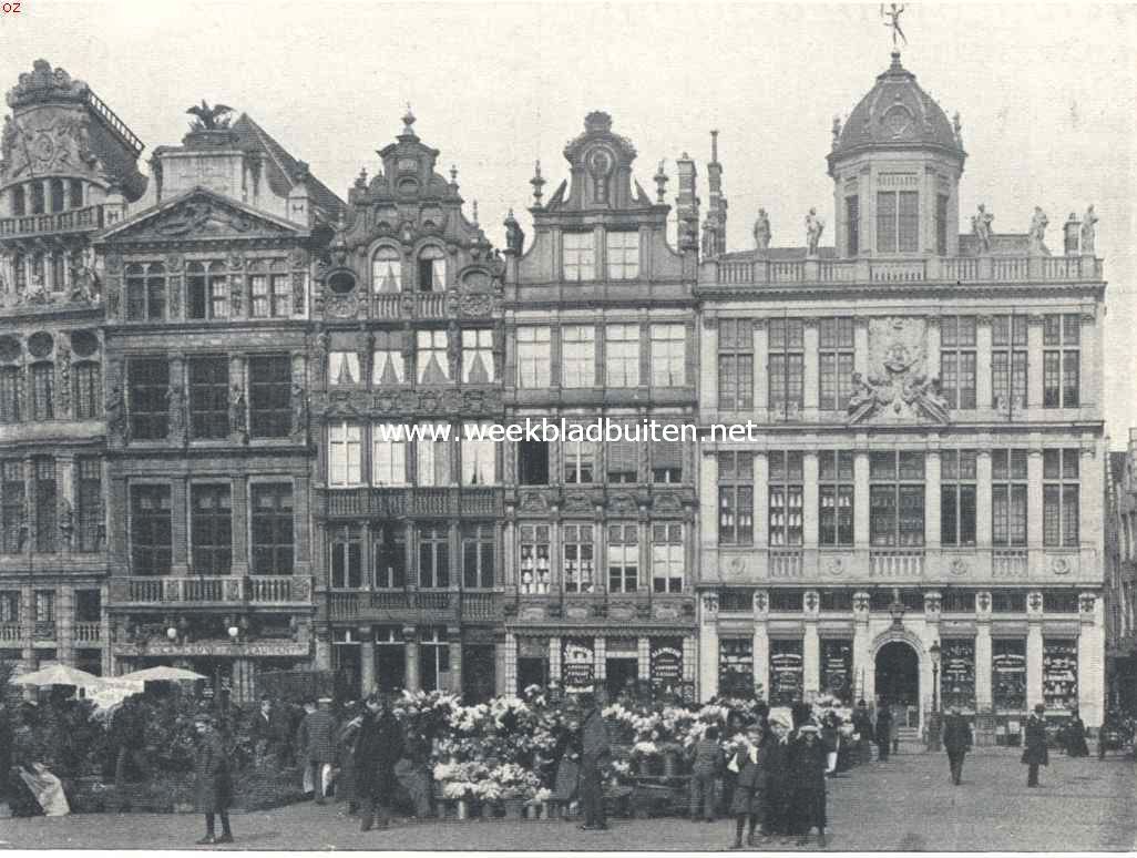 De Groote Markt te Brussel. Huizen aan de westzijde. Rechts: De Kruiwagen (1644) en de Koning van Spanje (1697)