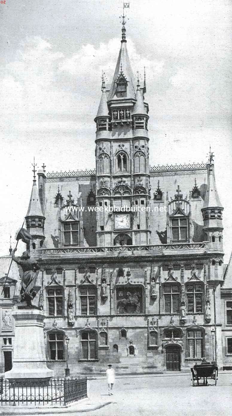 De omstreken van Parijs. Het Stadhuis te Compigne