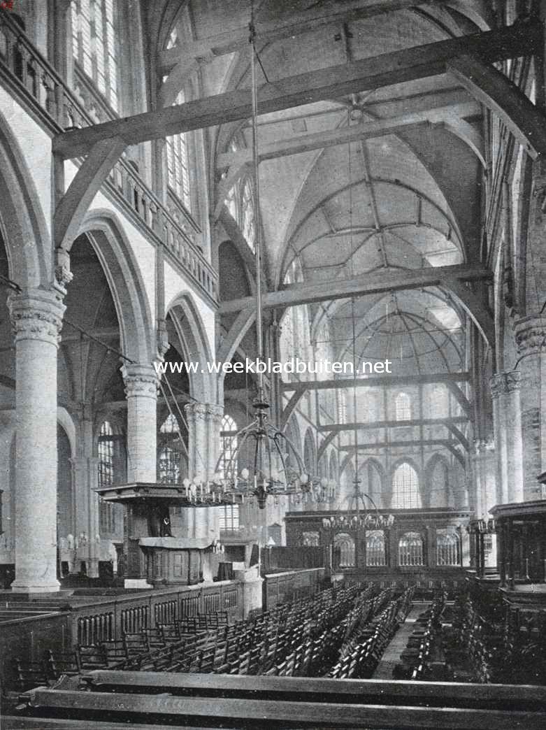 De Oude Kerk te Amsterdam. Het schip der Oude Kerk te Amsterdam