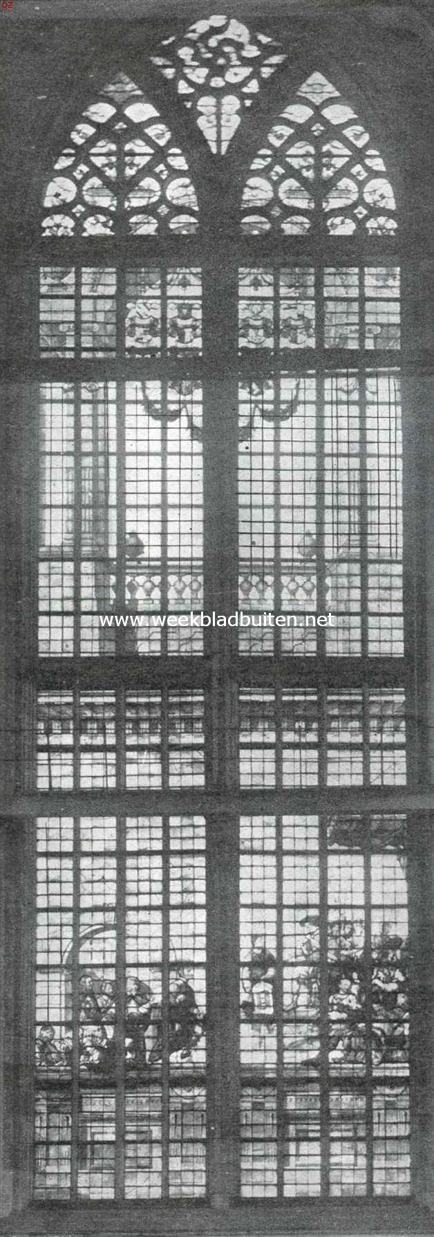 De Nieuwe Kerk te Amsterdam. Geschilderd glas in de Nieuwe Kerk met voorstelling van Willem IV, de stad haar wapen verleenend