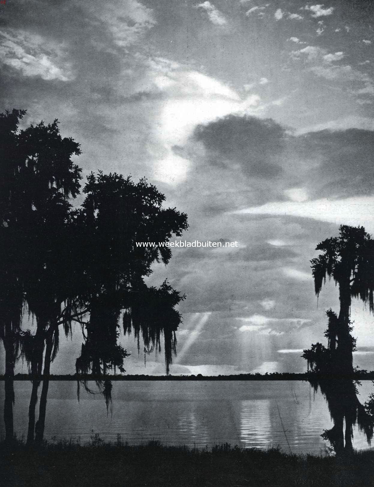 Zonsondergang op het Howard-Meer (Florida)