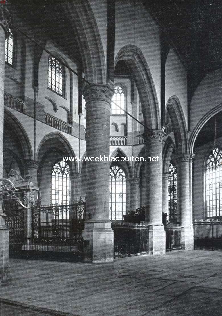 De St. Laurenskerk te Rotterdam. Het koor aan de zuidzijde