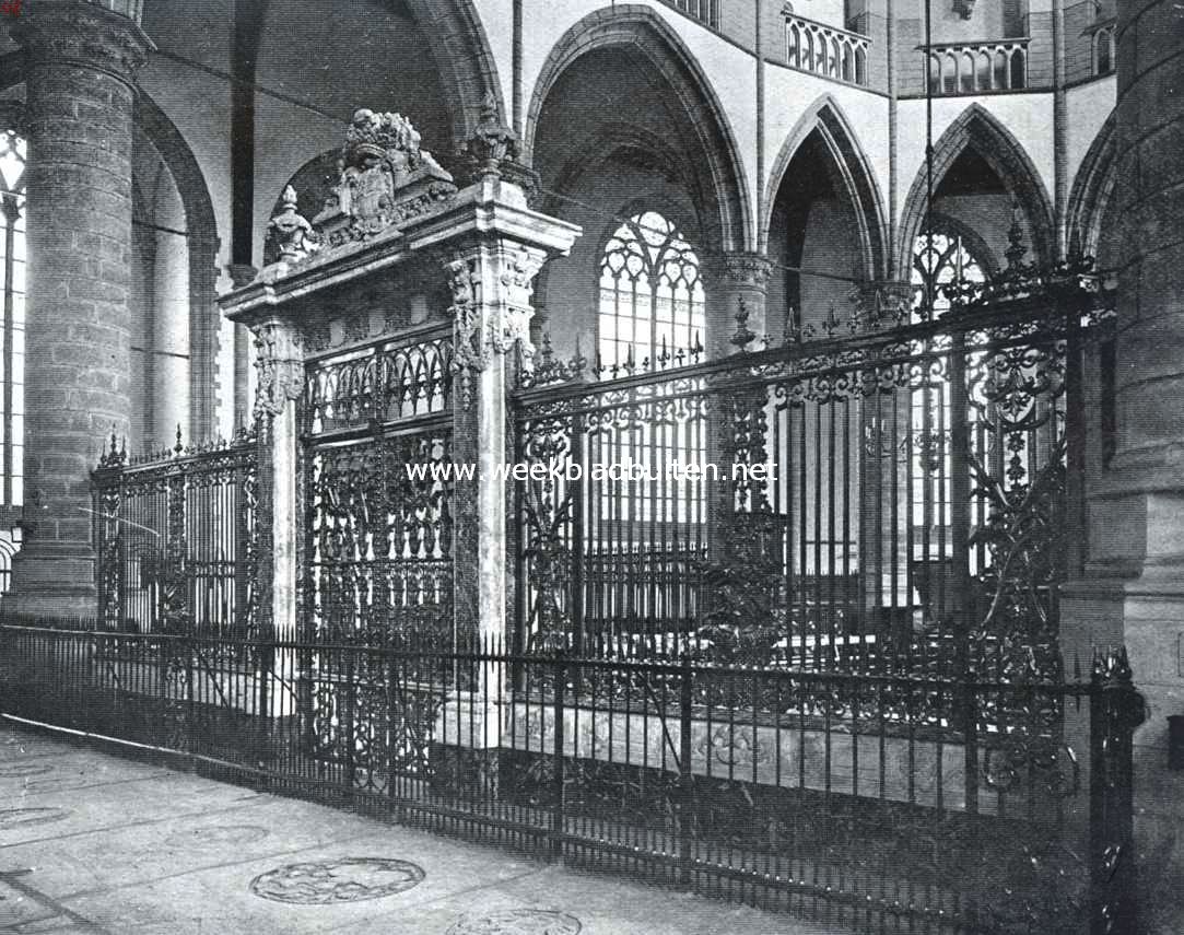 De St. Laurenskerk te Rotterdam. Het koperen koorhek