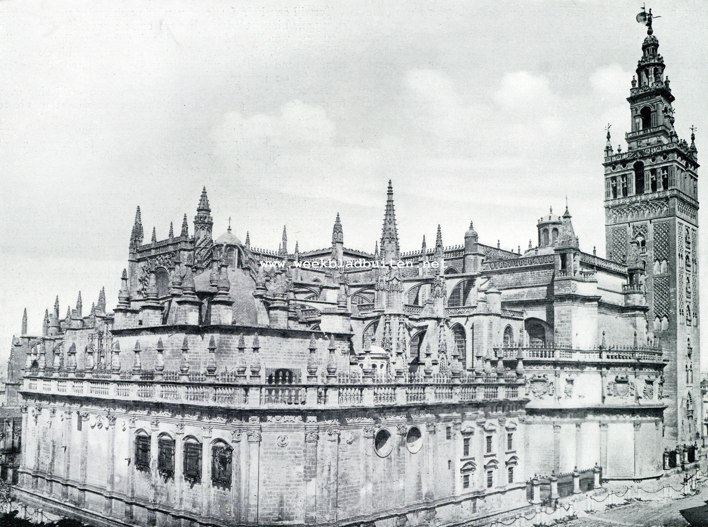 De Kathedraal te Sevilla, gezien van het Noordoosten