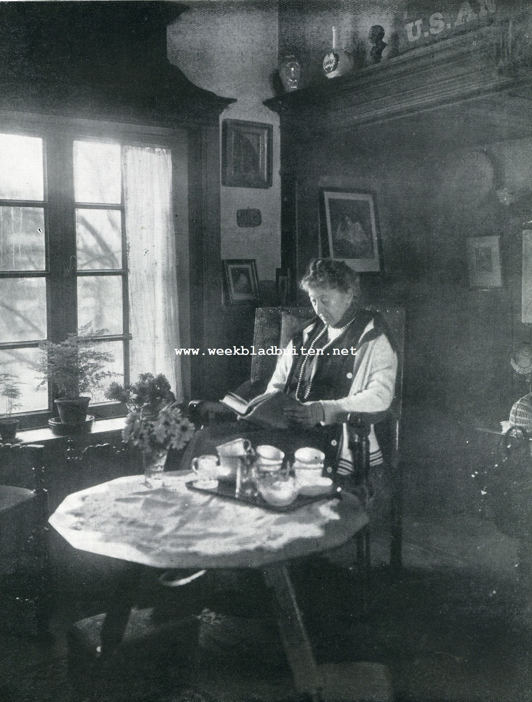 In het atelier van Thrse Schwartze. De beeldhoudster Georgine Schwartze