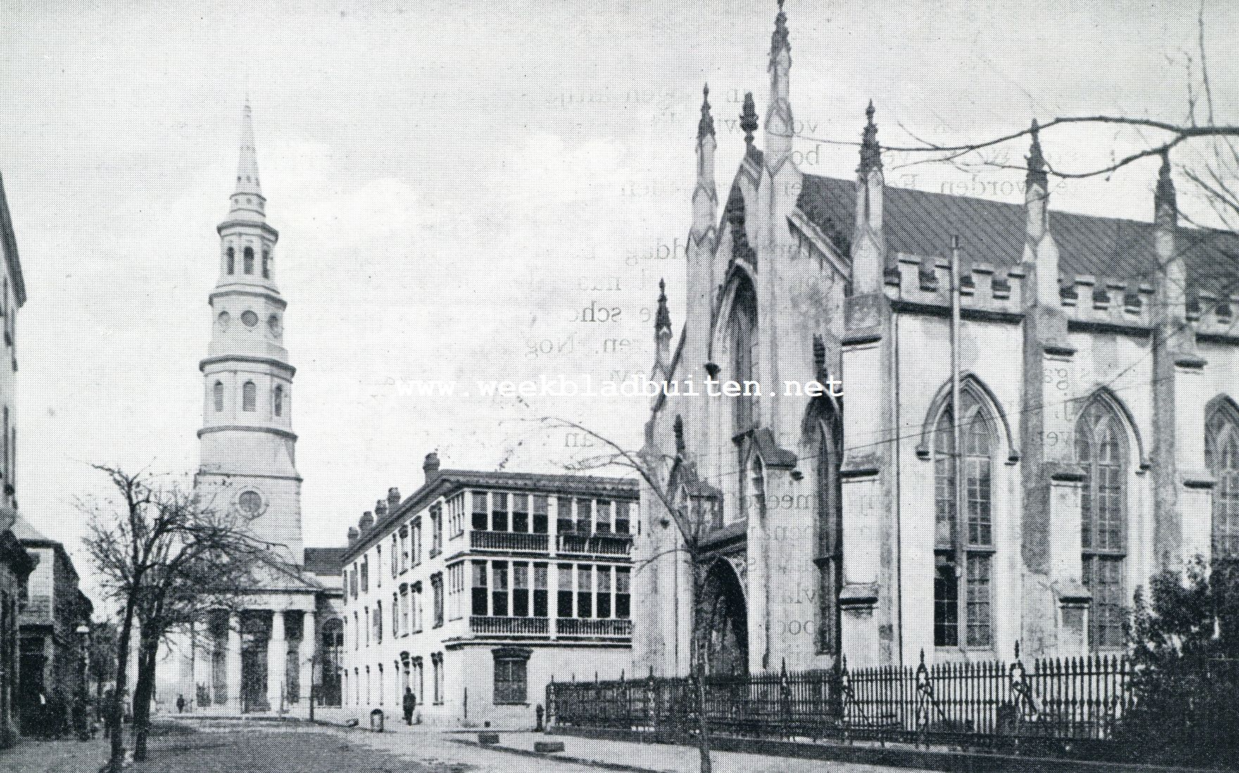 Charleston. Rechts de Hugenotenkerk, aan het einde der straat de St. Philipskerk