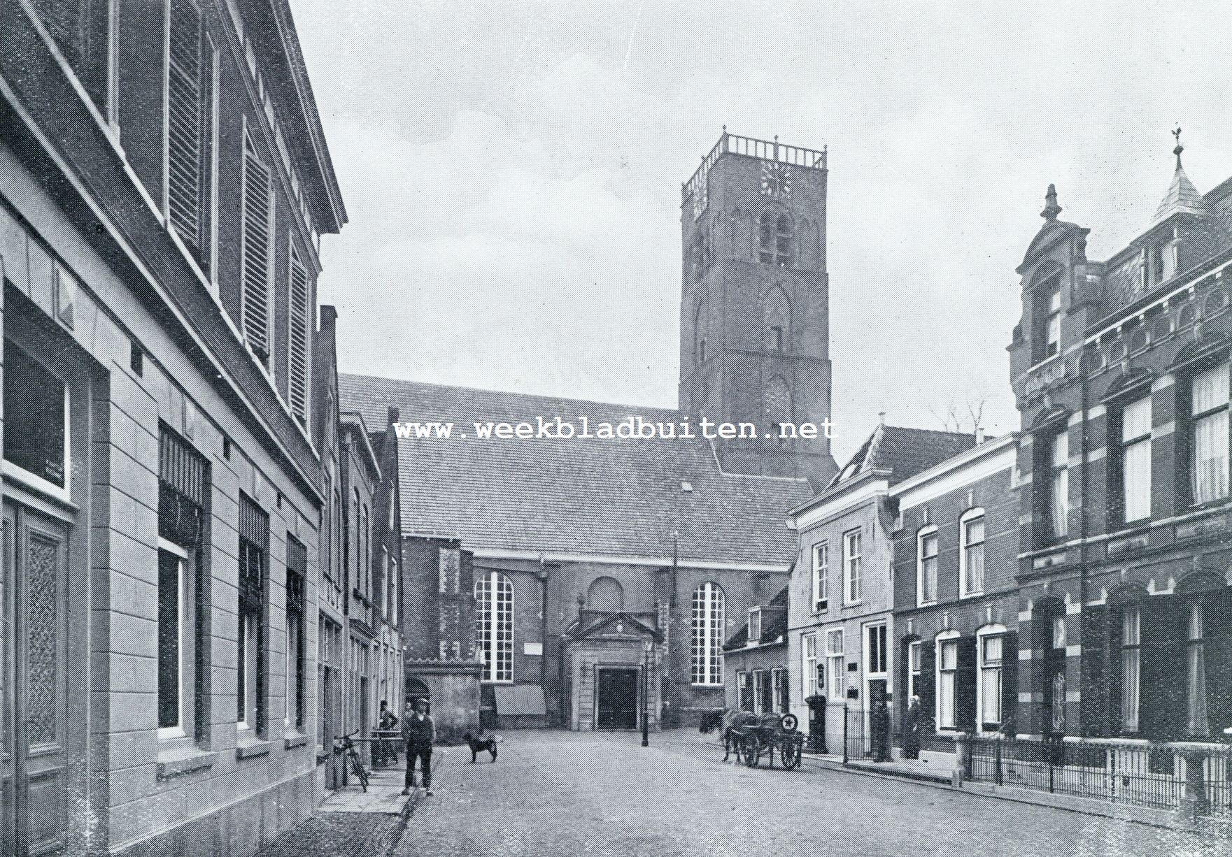 KERKPLEIN MET NED. HERVORMDE KERK TE SOMMELSDIJK (1490, DAARNA HERHAALDELIJK GEWIJZIGD)