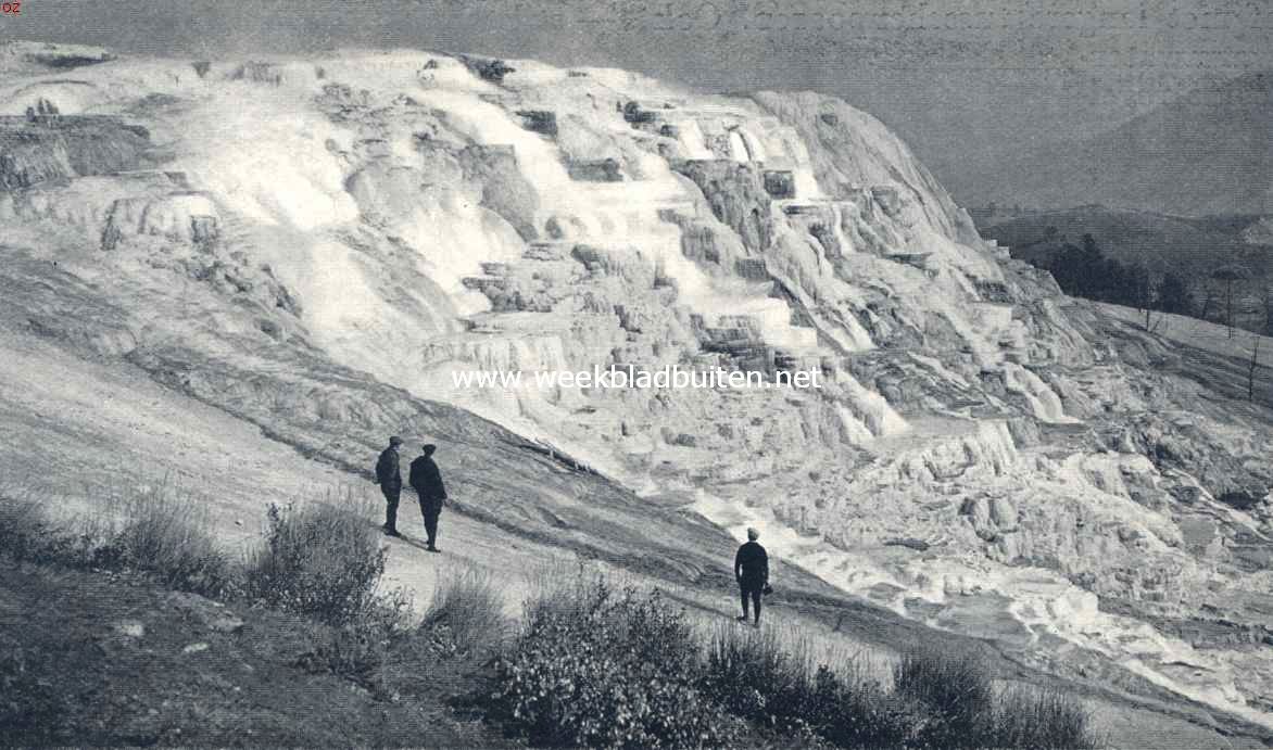 Het Yellowstone Park. Kalksinter terrassen van Mammoth Hot Springs